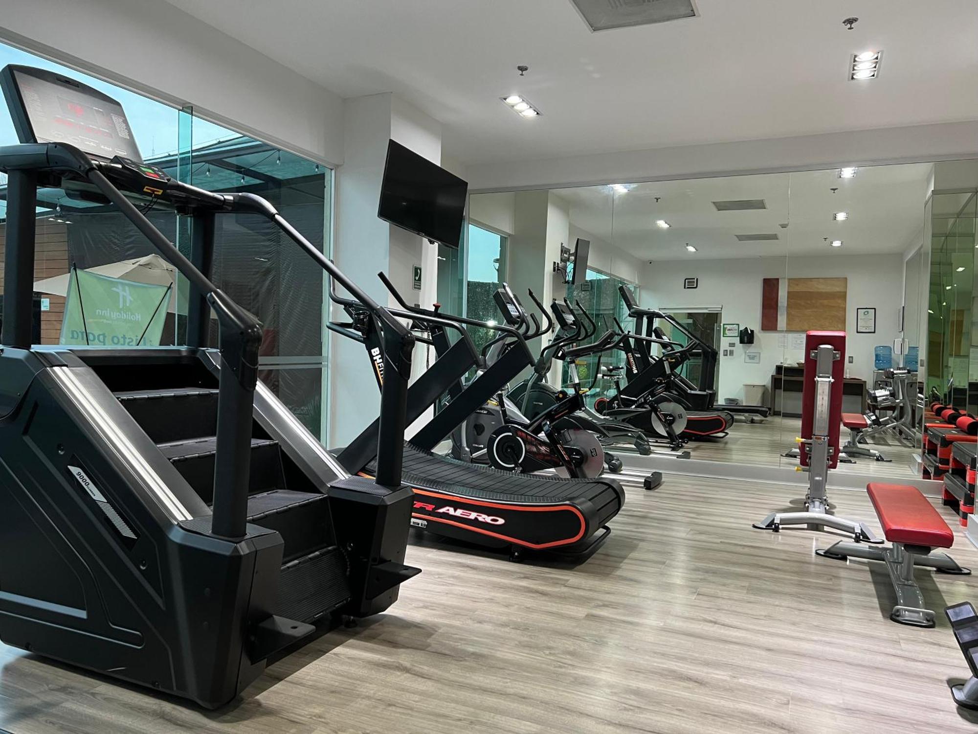 Holiday Inn Uruapan By Ihg Esterno foto