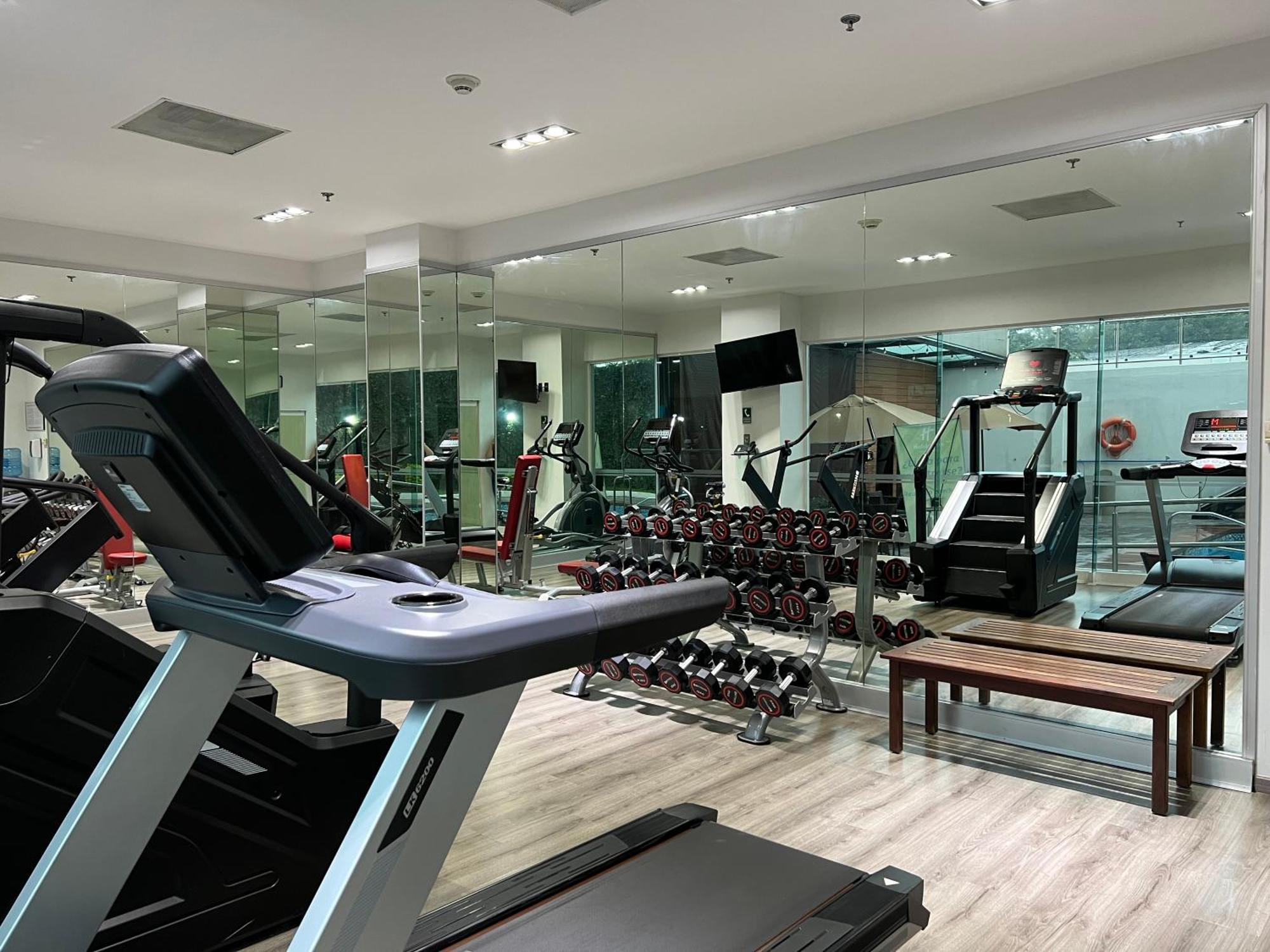 Holiday Inn Uruapan By Ihg Esterno foto