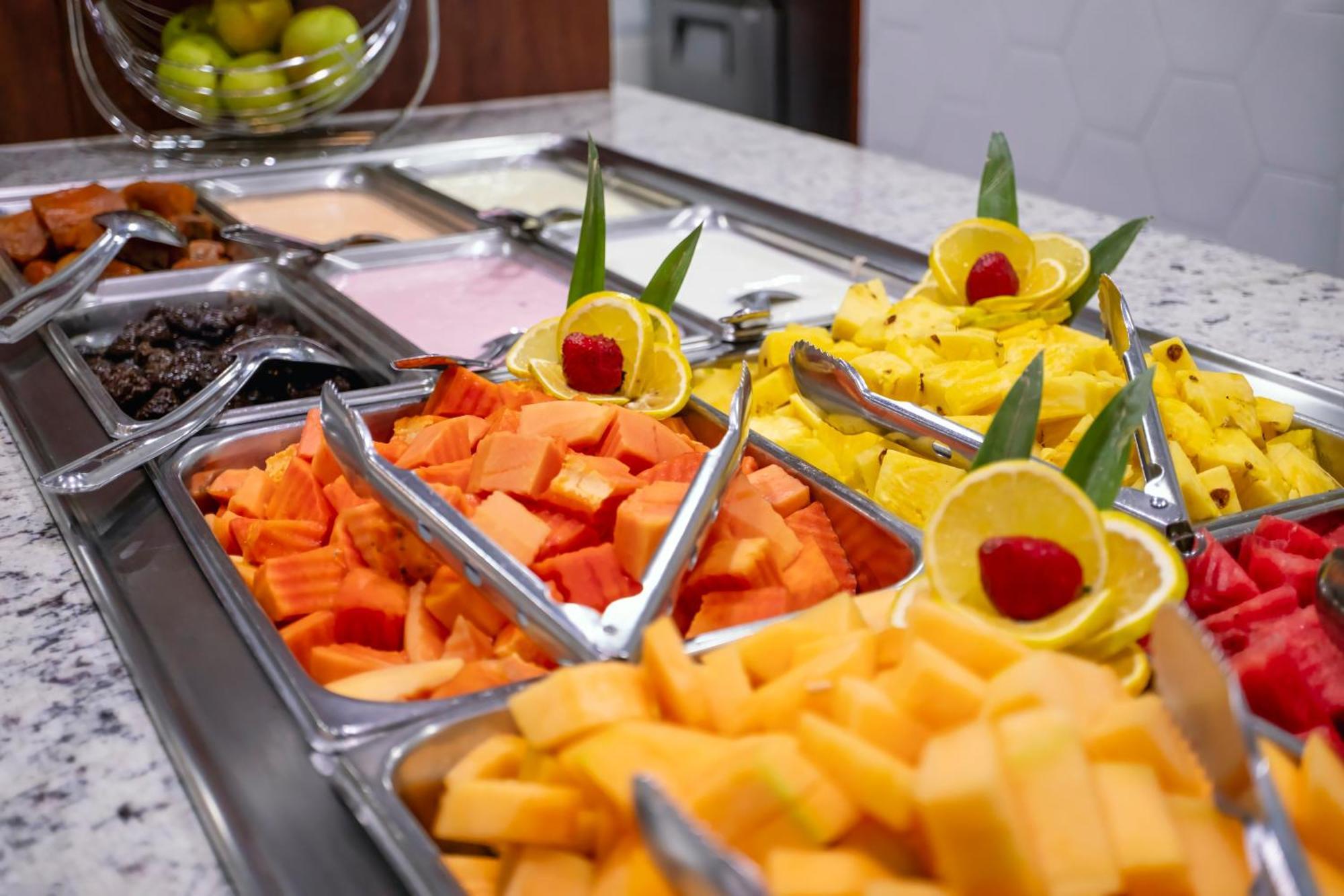 Holiday Inn Uruapan By Ihg Esterno foto