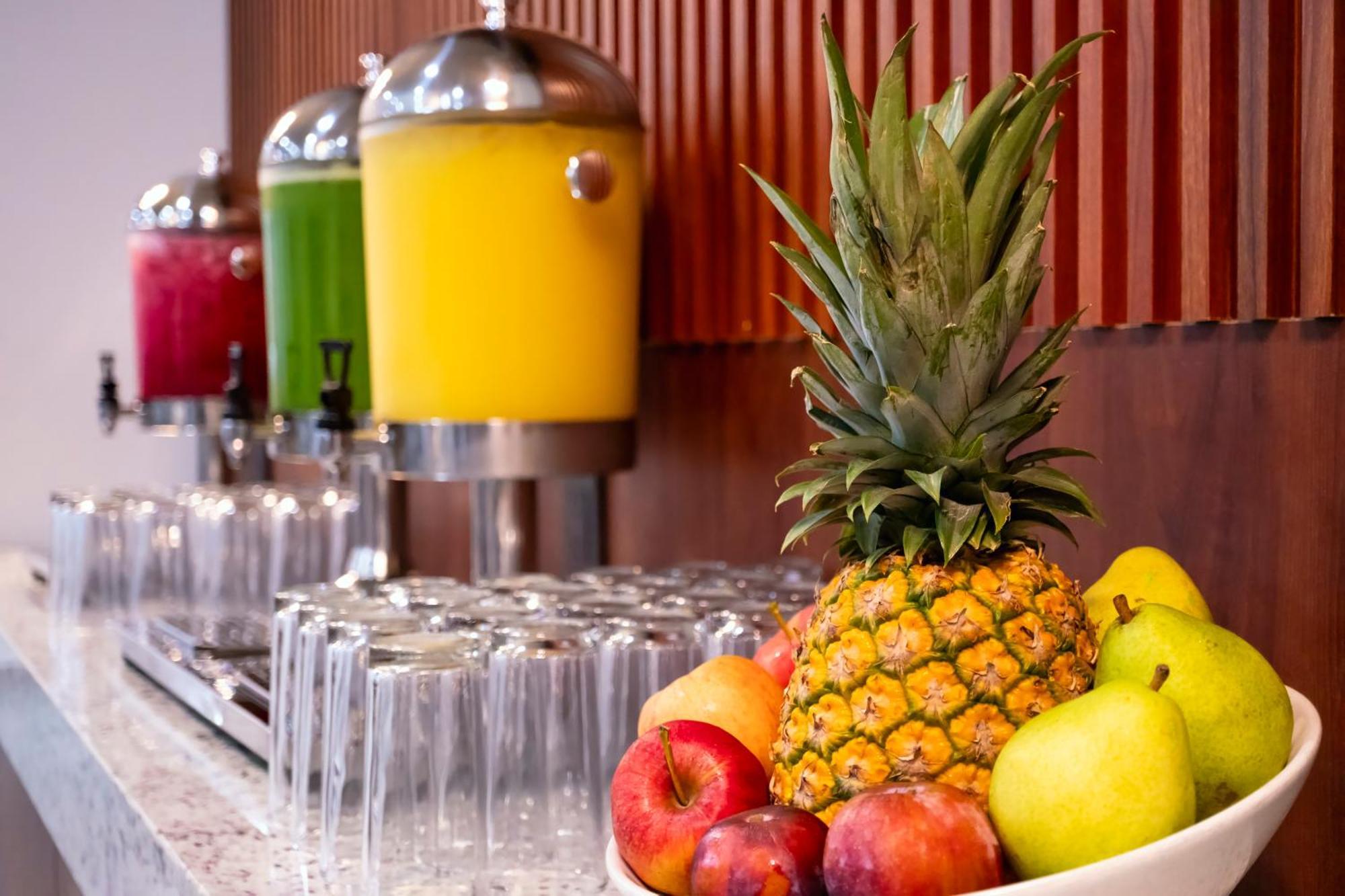 Holiday Inn Uruapan By Ihg Esterno foto