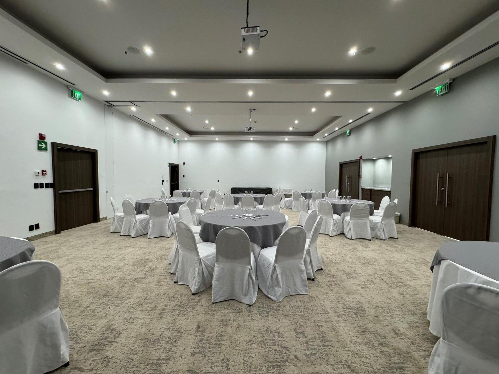 Holiday Inn Uruapan By Ihg Esterno foto