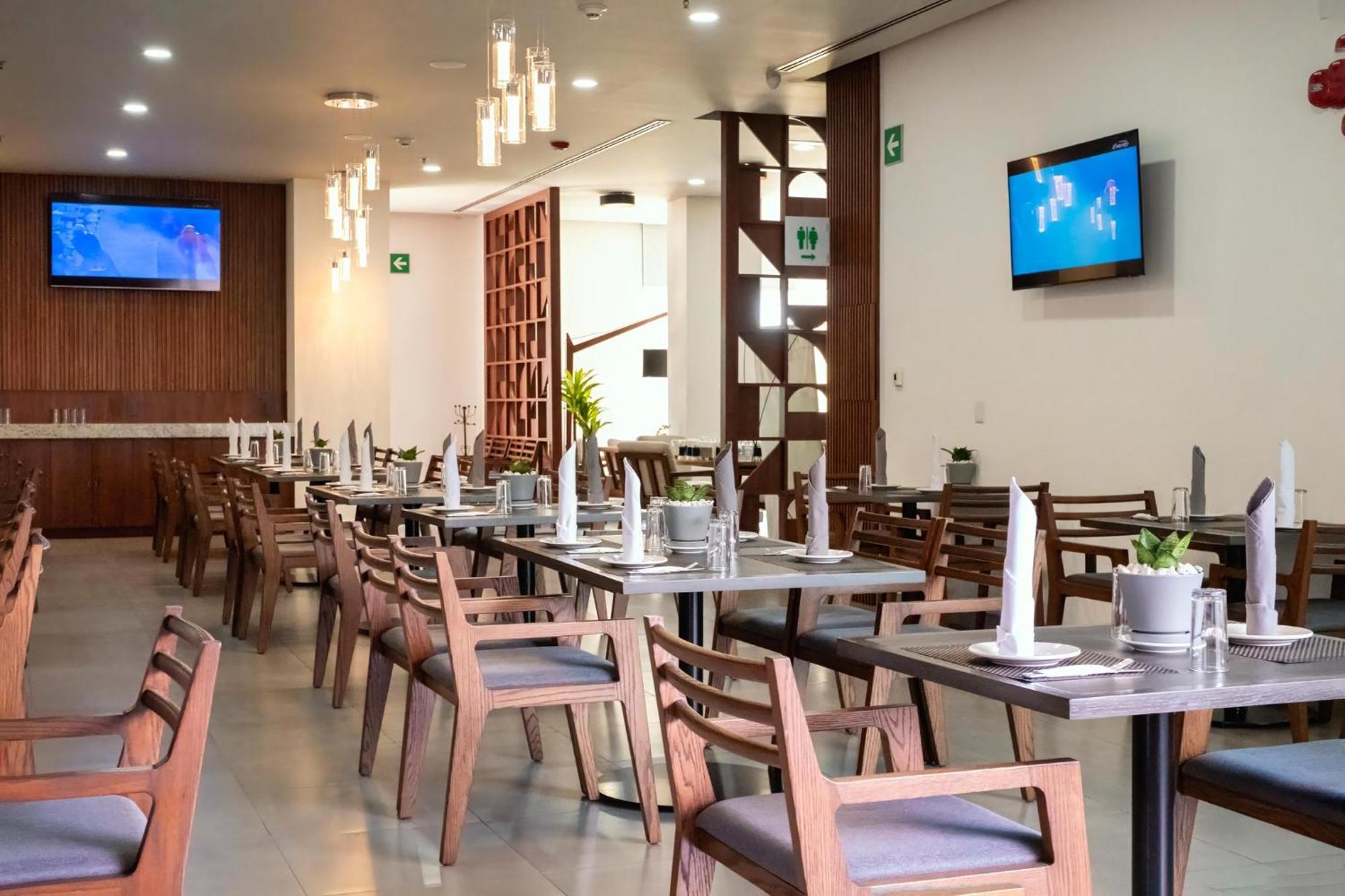 Holiday Inn Uruapan By Ihg Esterno foto