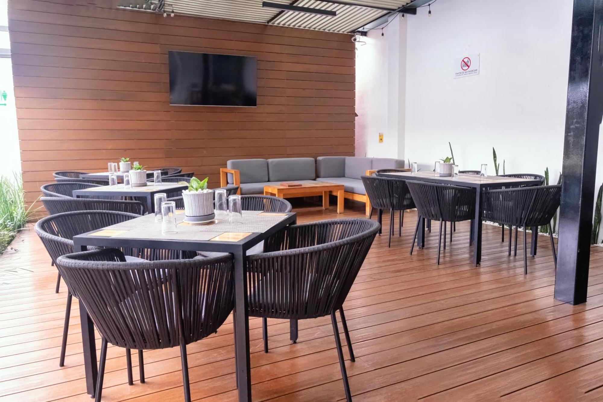 Holiday Inn Uruapan By Ihg Esterno foto